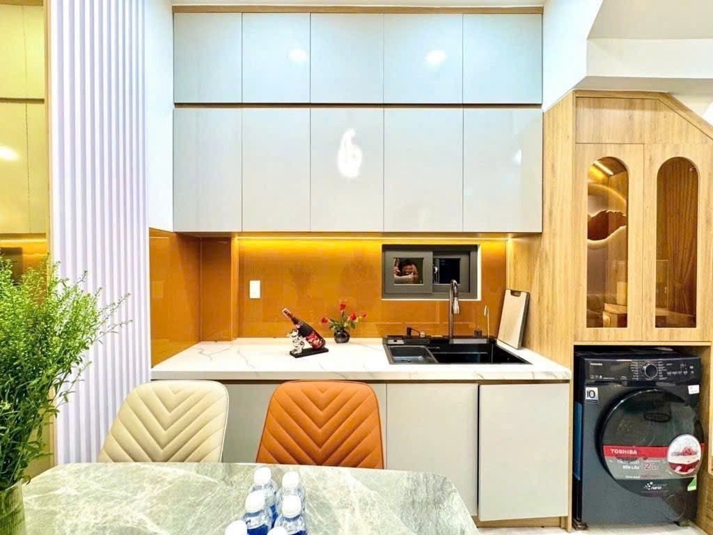 Bán nhà Vũ Tùng, Bình Thạnh, hẻm trước nhà 3m, diện tích 3,7m x 6m, chỉ 4,58 tỷ