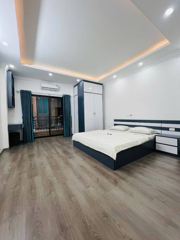 BÁN NHÀ PHẠM VĂN ĐỒNG, CẦU GIẤY, 6 TẦNG THANG MÁY, FULL NỘI THẤT, 34M2, MT 4.5M, 10.5 TỶ