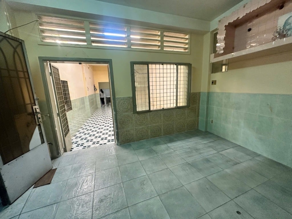 Bán Nhà Riêng HXH Trần Phú Q5 - Xe Hơi Đỗ Cửa - Dt 3,9/4,6 x 14,9 - Chỉ 8,6 Tỷ