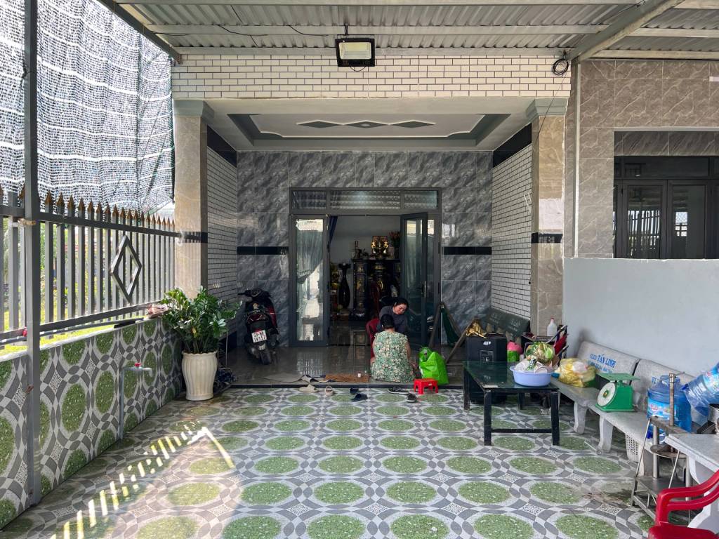 Bán gấp nhà Hòa Khánh Nam, nhà cấp 4 mới xây, giá tốt chỉ 1 tỷ 450 triệu