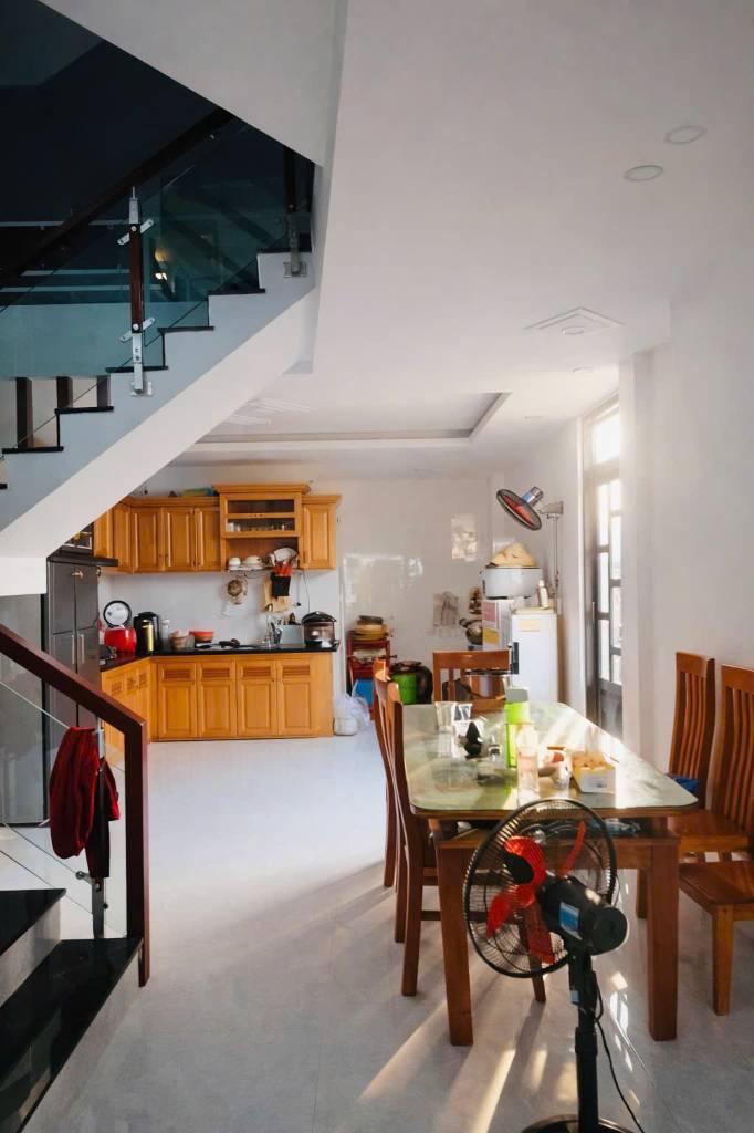 Bán Nhà 4 Tầng, góc 2 mặt hẻm, đường THẠNH XUÂN 25, P. THẠNH XUÂN, Q12, DT 80m2, chỉ 6.x Tỷ