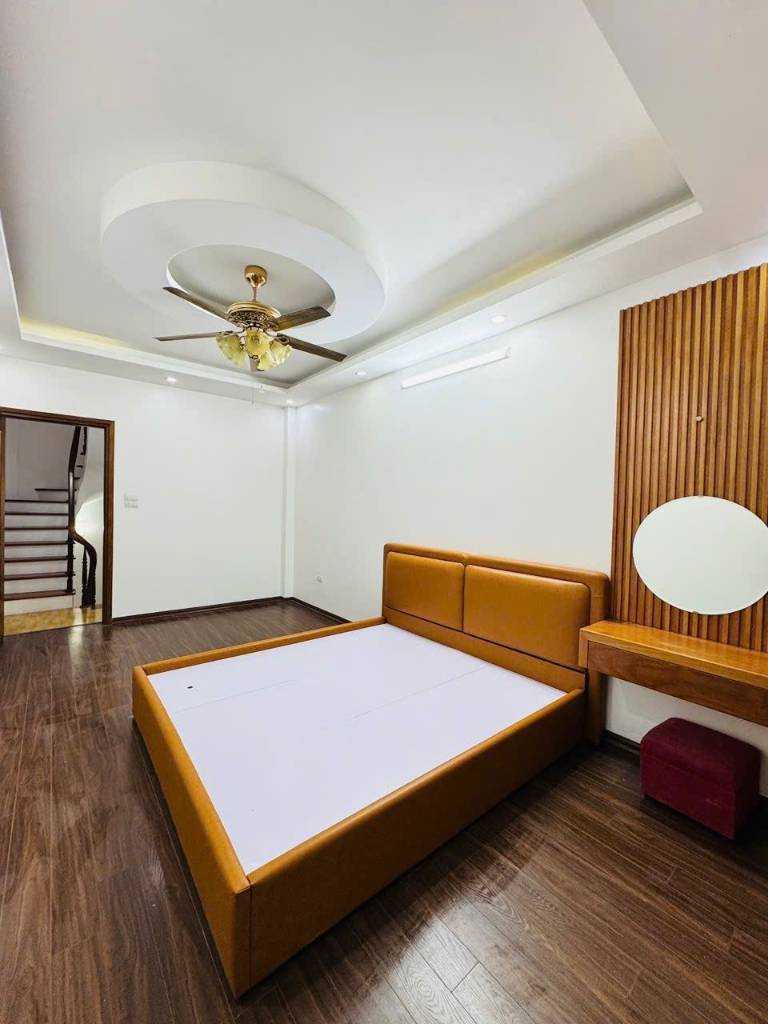 BÁN NHÀ CẦU GIẤY, NGÕ RỘNG GẦN PHỐ, 6 TẦNG, MẶT TIỀN 3,6M, NHỈNH 12 TỶ, NHÀ ĐẸP Ở NGAY