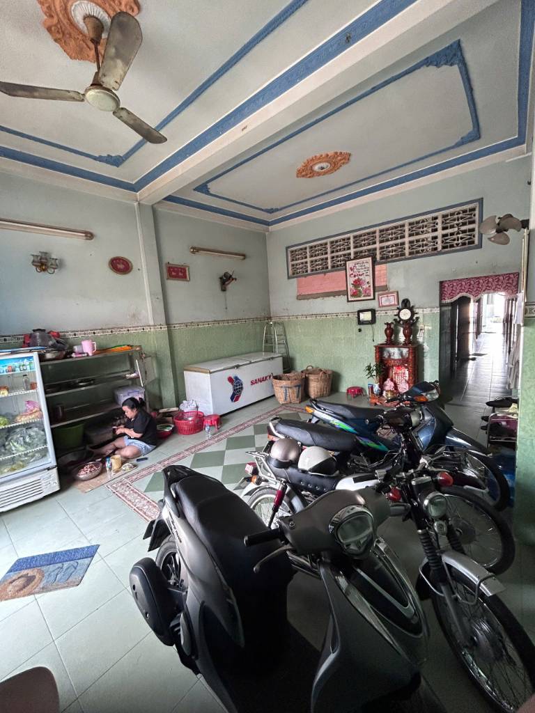 Chính chủ cho thuê mặt bằng đẹp tại Thị Trấn Đức Hòa, huyện Đức Hòa , tỉnh Long An.