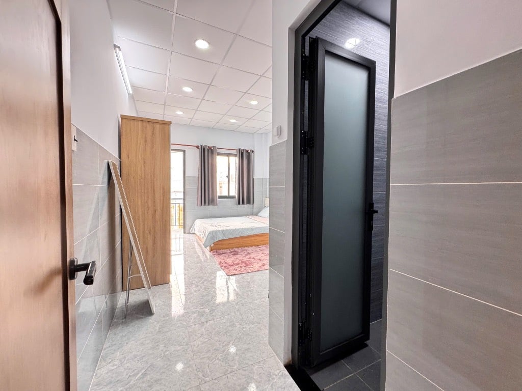 PHÒNG BAN CÔNG, RỘNG THOÁNG ÁNH SÁNG TỰ NHIÊN CẢ NGÀY - FULL NỘI THẤT, MỚI ĐẸP - BÌNH THẠNH