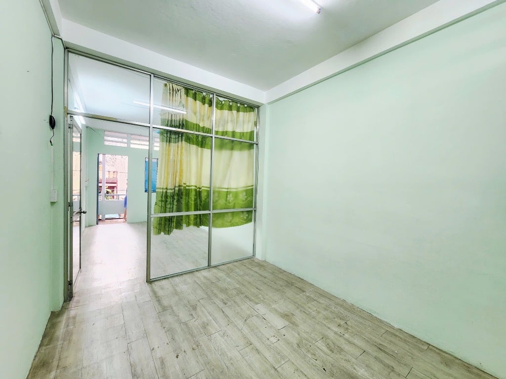 C Cư Vườn Lài - 43M2-2PN- View Mặt Tiền- Mua Bán Sầm Uất-Giá Chỉ 2TY050 TL Nhẹ-HHMG 30Tr