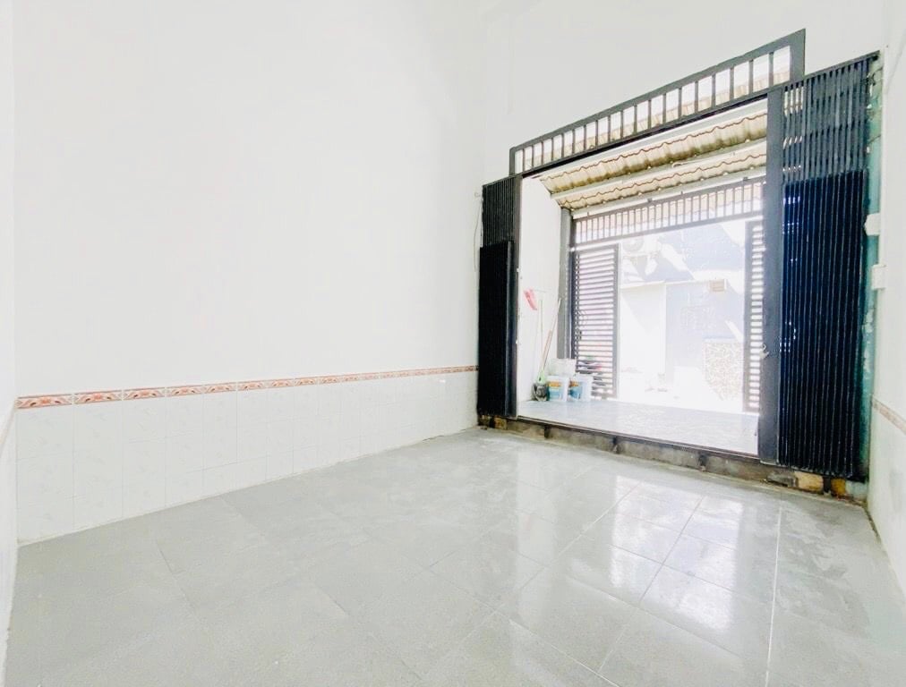 Nhà Ngay An Dương Vương,An Lạc,Hẻm ÔTô Đỗ Cửa,Nhà Đẹp Ở Ngay,DT 50m2,Giá Chỉ 4.4 Tỷ(AL17)