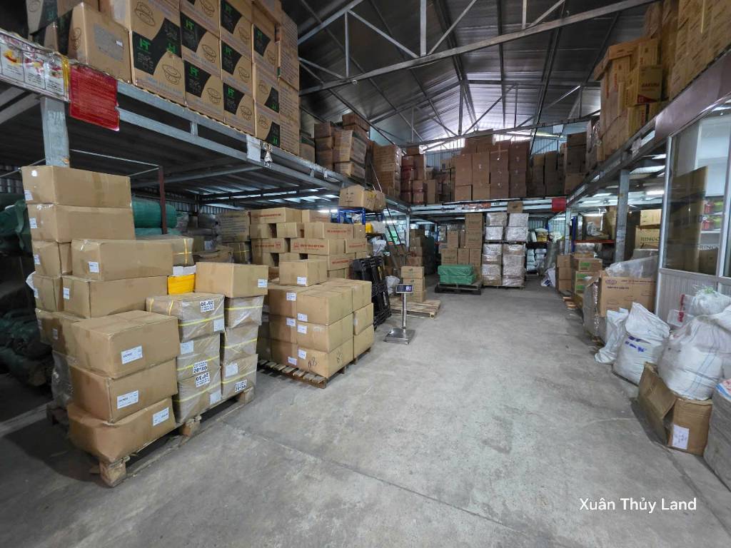 CHO THUÊ KHO XƯỞNG NGỌC THUỴ, LONG BIÊN, DT 300M2, KHO CAO 8M, CÓ GÁC XÉP 160M2