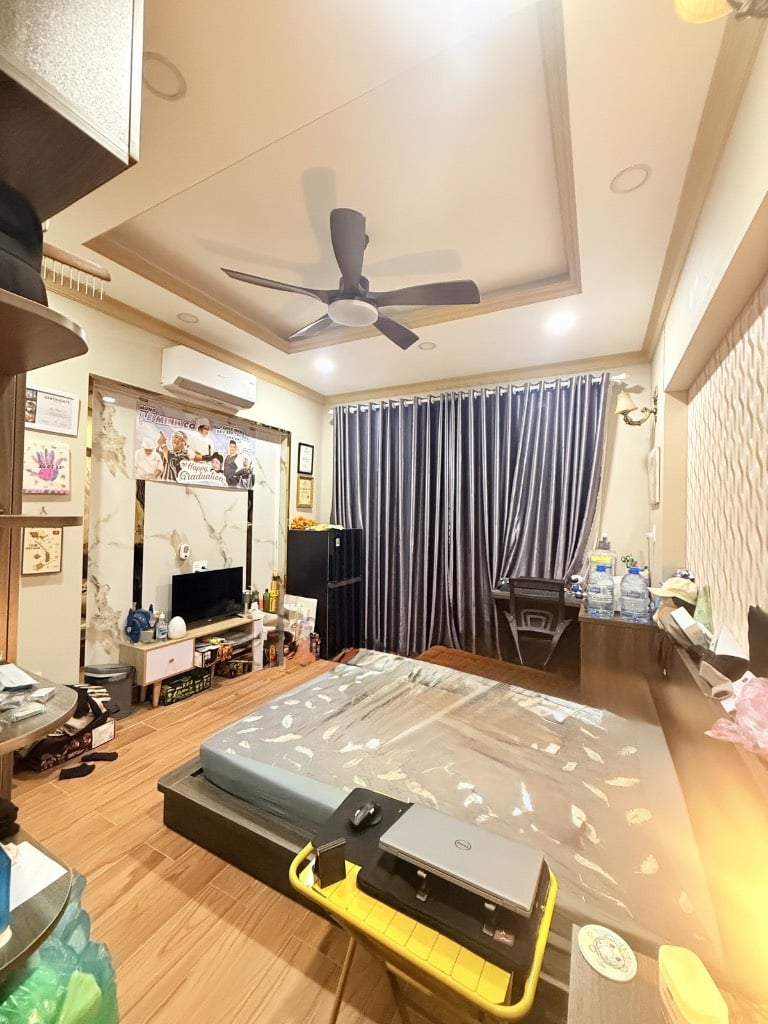 Bán Nhà Riêng Mặt Tiền Đ. Bàu Cát - Tân Bình- 
Dt 4 x 22 - Chỉ 20,3 Tỷ