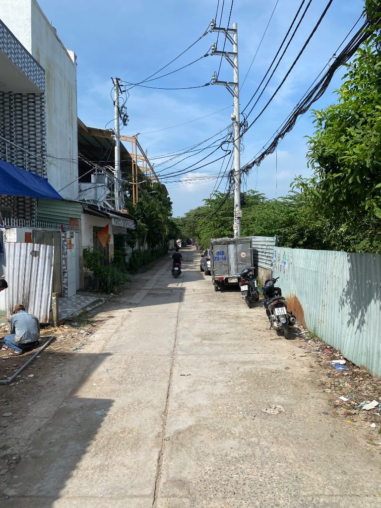 Bán đất thổ cư Bình Hưng Hoà B, Bình Tân, dt 100m2, giá 5,3 tỷ