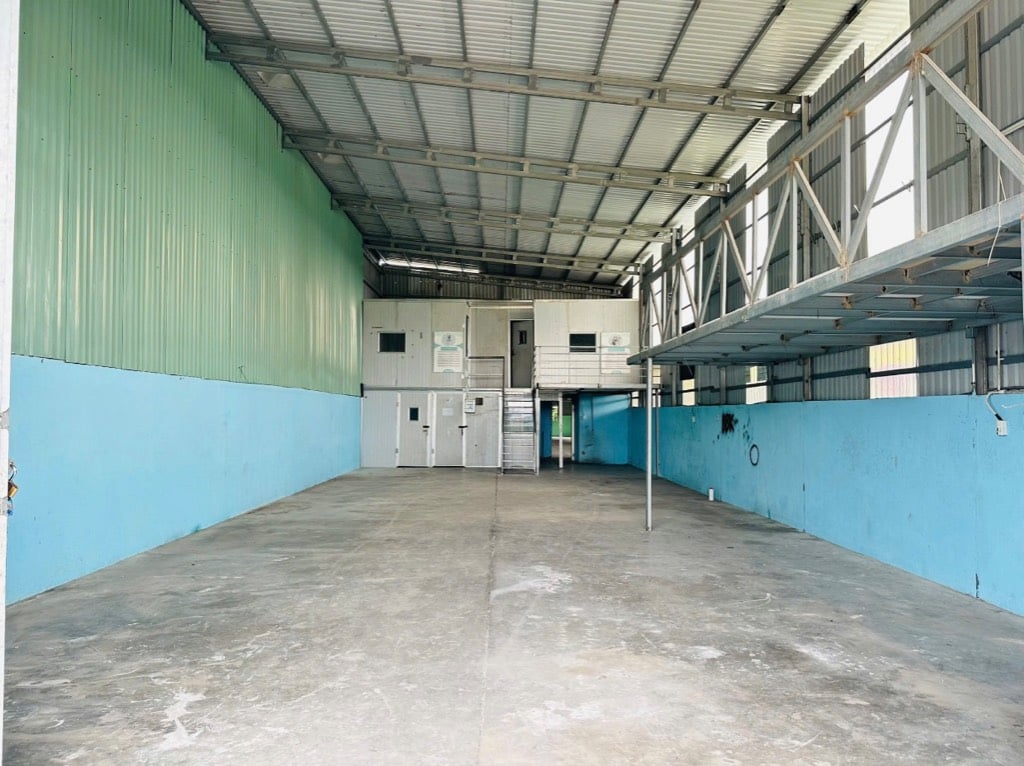 Cho thuê kho xưởng An Phú Đông Quận 12, 300m2 có điện 3pha, giá tốt 24 triệu/tháng