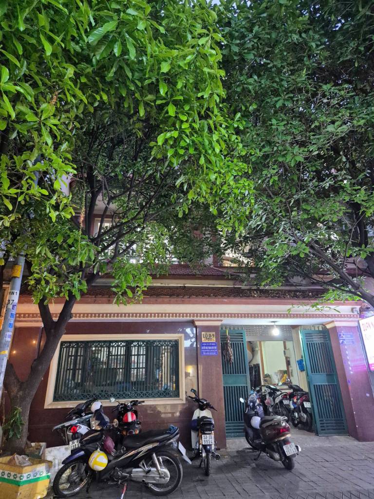 Bán Nhà Mặt Tiền Khu Phan Xích Long - Q.Bình Thạnh