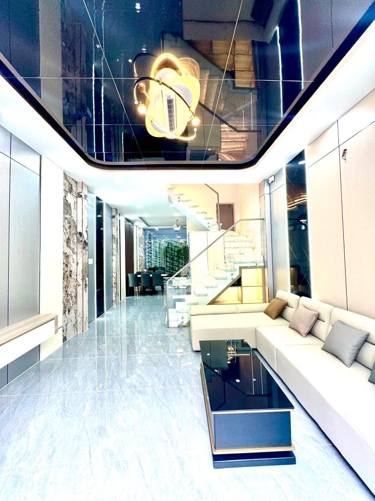 4.5x13m, BÁN NHÀ XÂY MỚI 4 TẦNG, 4PN, HXH, PHẠM VĂN ĐỒNG, P1 GÒ VẤP, 9 TỶ NHỈNH