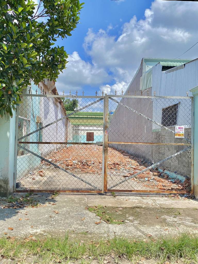 Chủ bán nhanh lô đất 181m2 (có 120m2 thổ cư), tại đường Số 3, thị trấn Củ Chi, HCM, Giá: 720tr