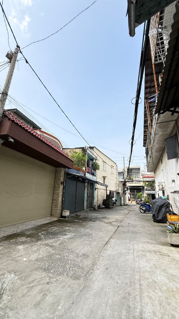 Giảm sâu gấp bán ! Nhà hẻm xe hơi đường Phan Anh, 130m2 ( 6 x 22 ) 3 tầng 4PN 4WC, nhà đẹp ở ngay