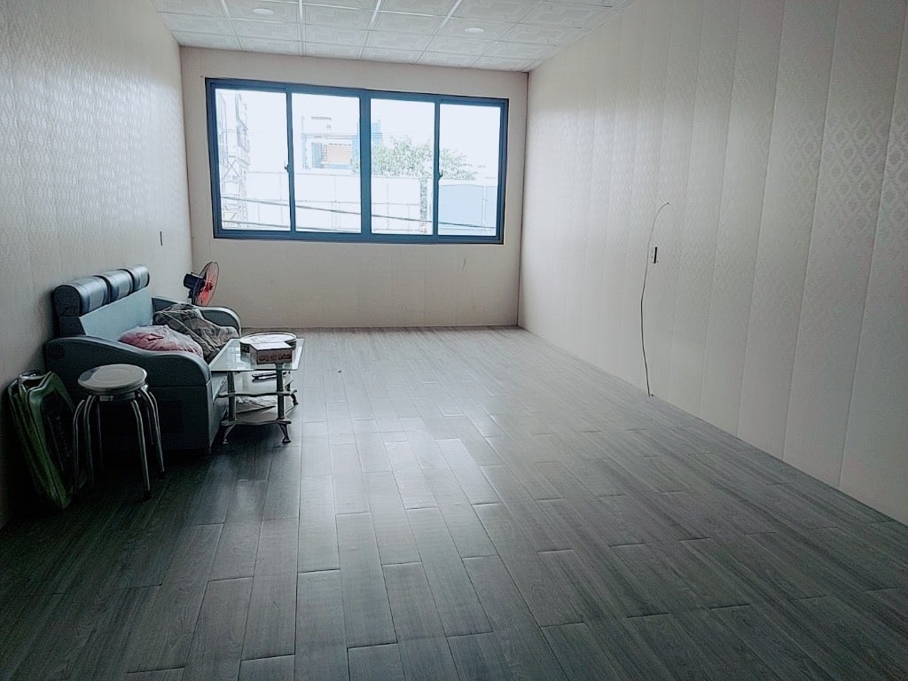 Bán nhà mặt tiền Tỉnh Lộ 10 Bình Tân, dt 83m² đang thuê 20tr/Tháng, gần QL1A, cao tốc Võ Trần Chí