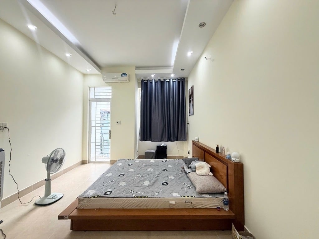 Bán nhà hẻm Lý Thái Tổ Quận 10, diện tích 3,8 x 9m, sổ hồng hoàn công, chỉ 6,7 tỷ