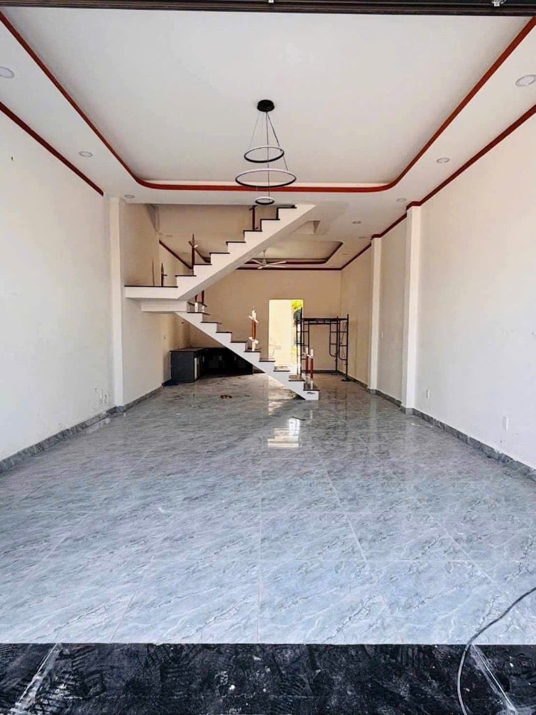 Chính chủ bán nhà An Điền Bến Cát, trệt 1 lầu 80m2, sát QL13, chỉ cần 500tr dọn vô ở liền