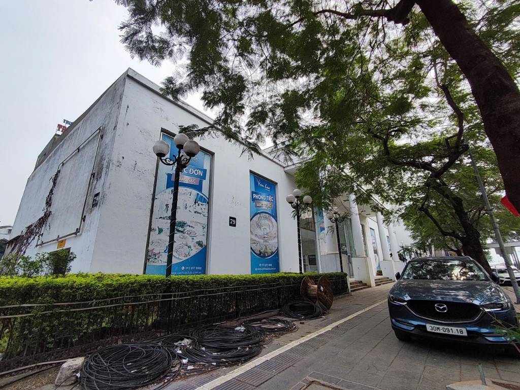 Bán đất mặt tiền Lê Đức Thọ, Nam Từ Liêm, dt 1520m2, mặt tiền 70m, lô góc 3 mặt đường, chỉ 300tr/m