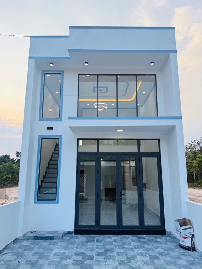 Chính chủ bán nhà Thới Hòa, Bến Cát, 1 trệt 1 lầu, 150m2 sát QL13, ở ngay, SHR