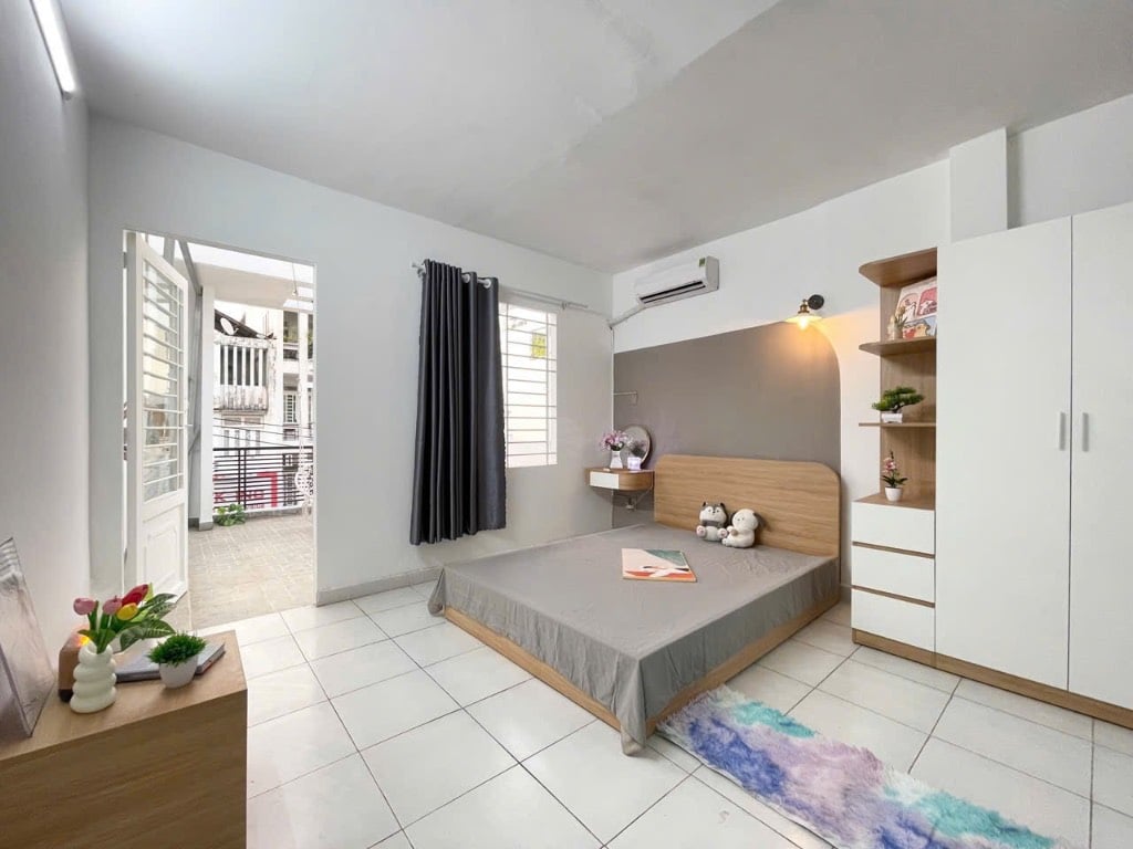 Cho thuê phòng Phạm Văn Chiêu gần chợ Thạch Đà, bancol siêu cấp rộng, giá rẻ