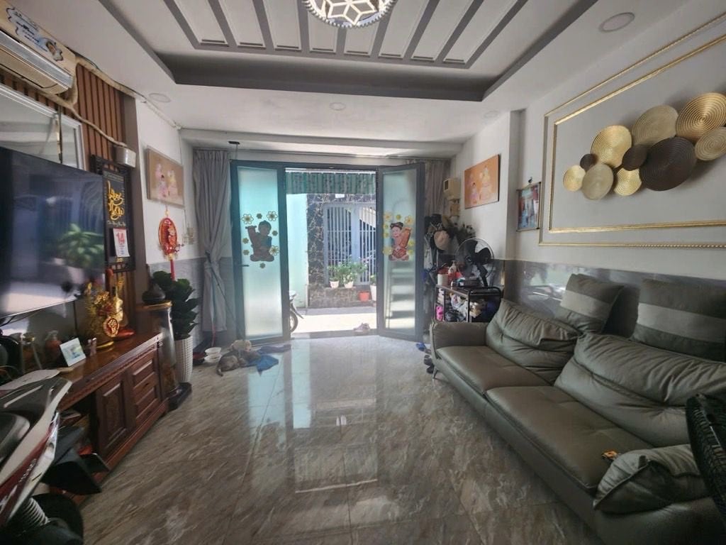 Bán nhà 3 tầng Phú Thuận, Quận 7, cạnh Nam Long, cách Phú Mỹ Hưng 500m, 56m2 3PN