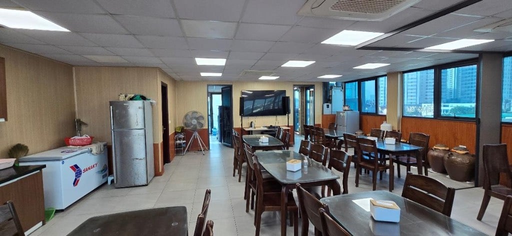 BÁN BIỆT THỰ LINH ĐÀM, HOÀNG MAI, 5 TẦNG THANG MÁY, VIEW CÔNG VIÊN, KD VĂN PHÒNG ĐỈNH, GIÁ 74 TỶ