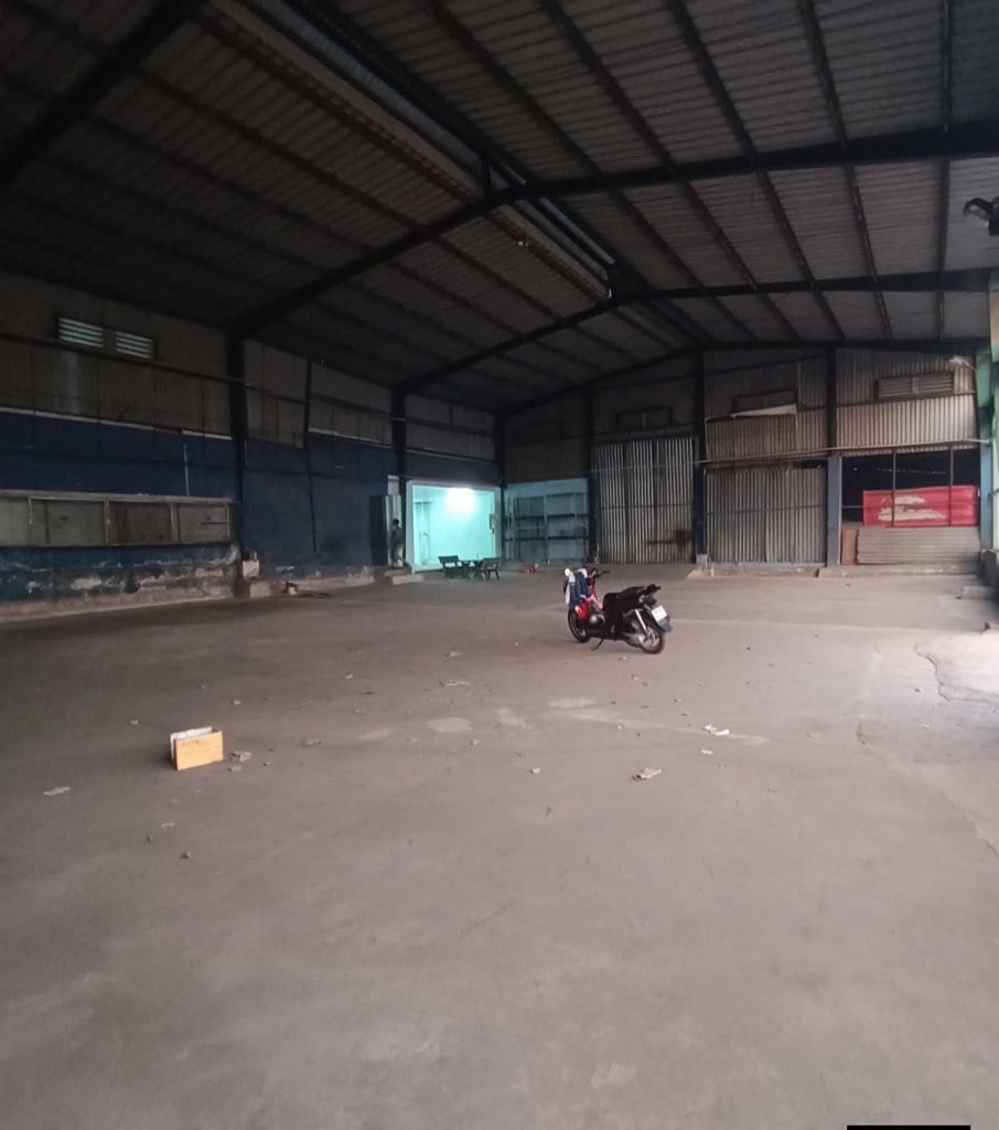 Cho thuê kho xưởng mặt tiền Quốc lộ 1A An Phú Đông, Quận 12, dt 450m2 giá 45tr