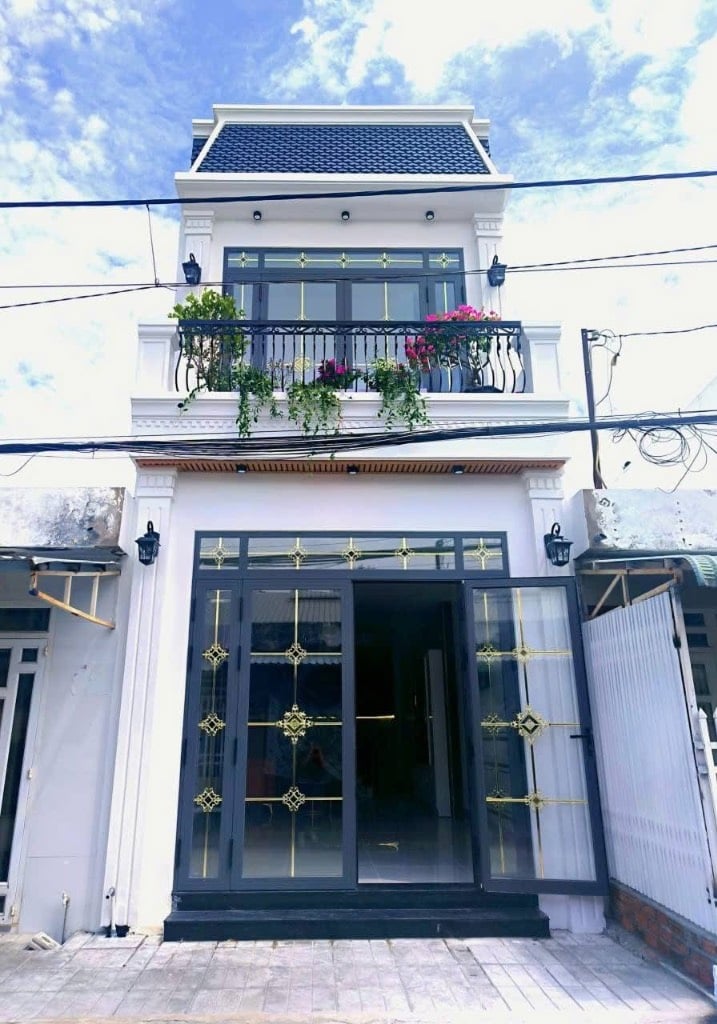 BÁN GẤP NHÀ TRẦN ĐẠI NGHĨA, TÂN KIÊN, BÌNH CHÁNH, NHÀ 1 TRỆT 1 LẦU, DT 85M2 GIÁ RẺ