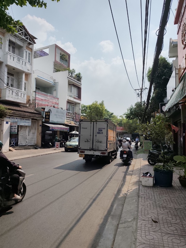 thuviennhadat.vn