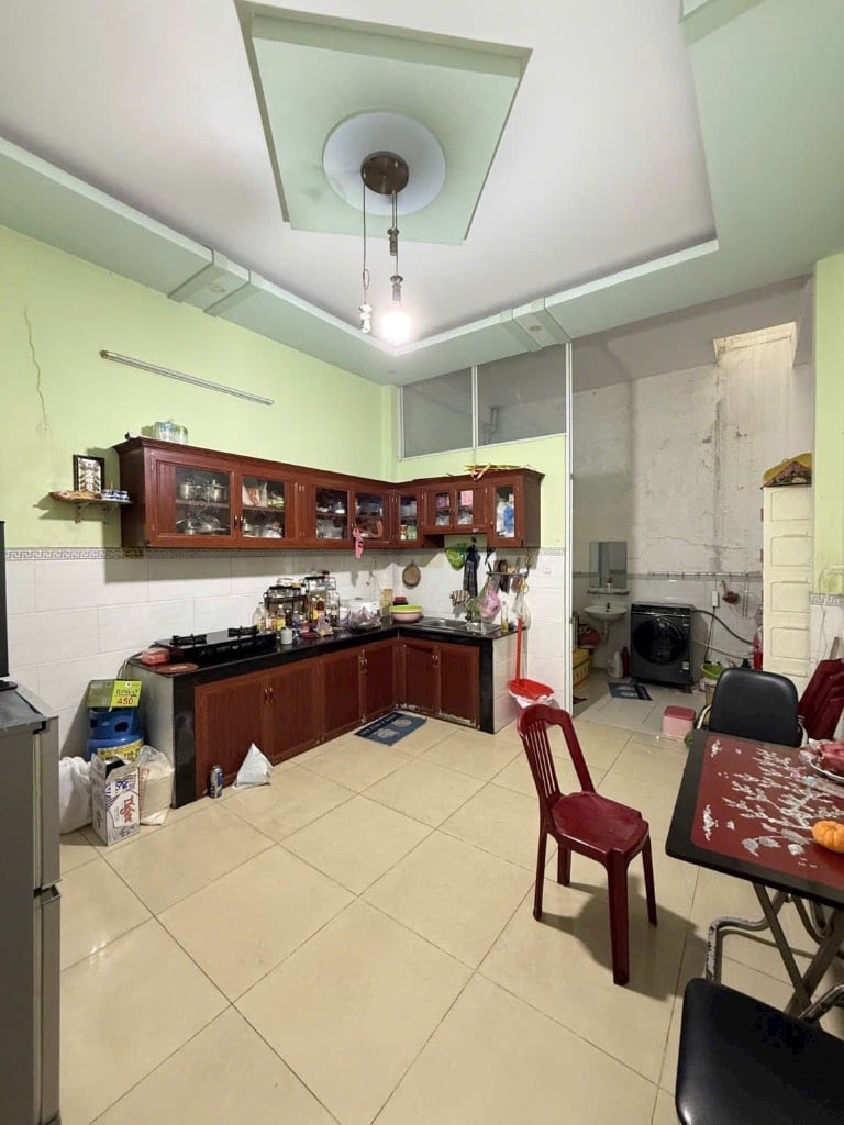 BÁN GẤP NHÀ KHU TÊN LỬA, AEON MALL BÌNH TÂN, 60M2 NGANG 4X15M, 4 TẦNG 4PN 4WC, CÓ THU NHẬP