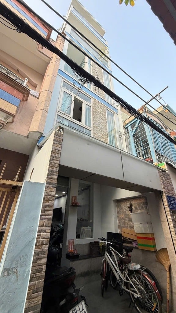 BÁN NHÀ BÔNG SAO QUẬN 8, HẺM BA GÁC, NHÀ 4 TẦNG, CÁCH MT 20M, GIÁ 5,89 TỶ