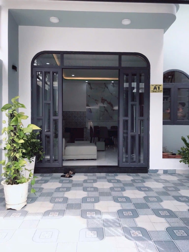 CHÍNH CHỦ BÁN NHÀ TÂN KIÊN BÌNH CHÁNH, GẦN ĐH PHẠM NGỌC THẠCH, 81M² SỔ HỒNG HOÀN CÔNG