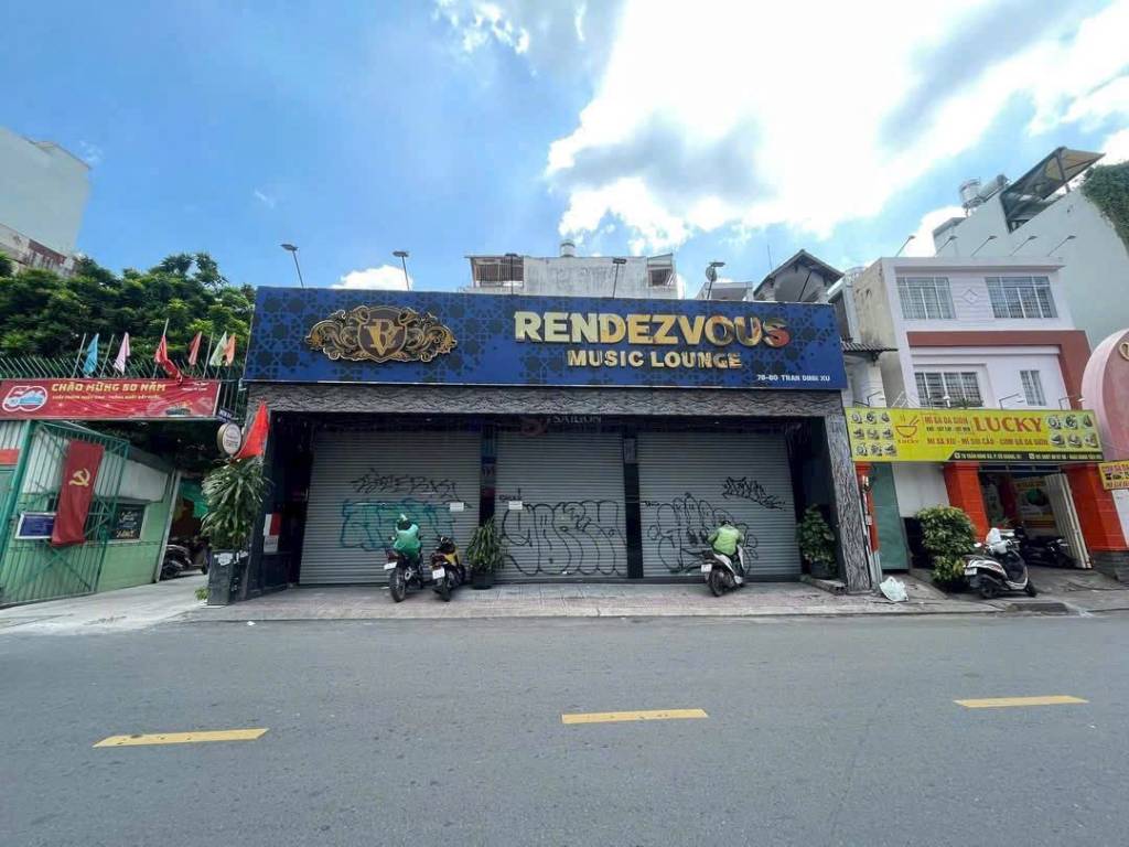 MẶT TIỀN LÕI QUẬN 1 – 12.3m ngang 179m2 nhà C4 – TIỀM NĂNG XÂY BUILDING-giá 125 tỷ-LH 0789162***