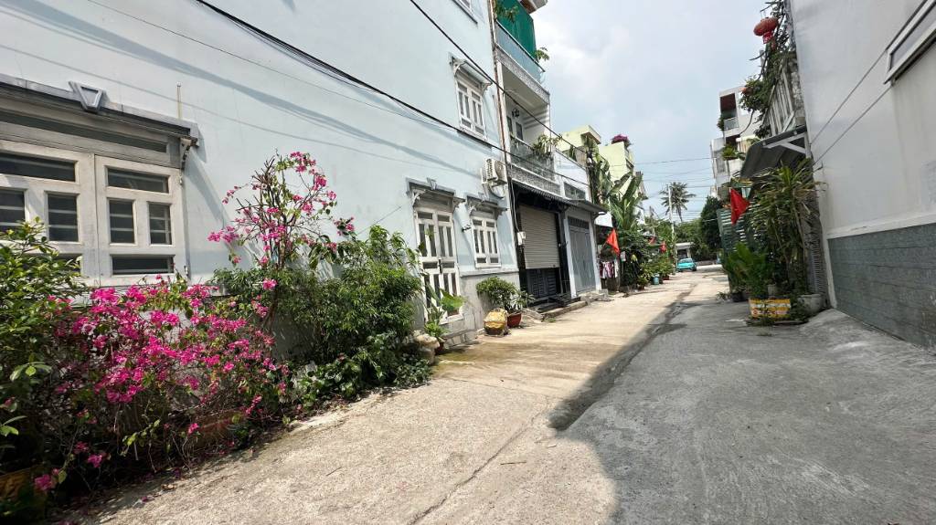 NHÀ 4 TẦNG, 4 PHÒNG NGỦ, CHỈ 5,3 TỶ - GẦN CHỢ MINH PHÁT, TX 22, Q.12