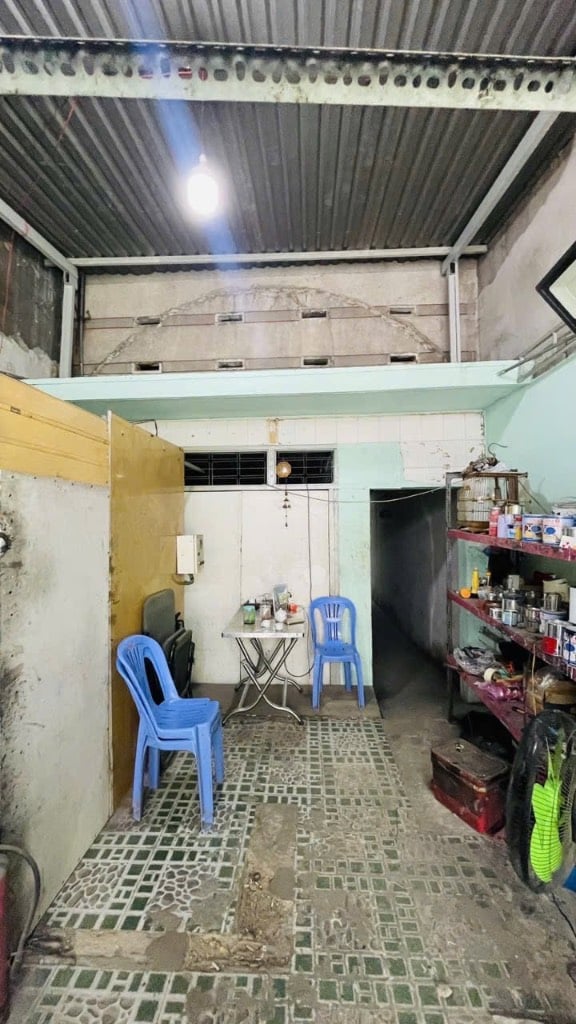 Bán nhà đường Lê Thị Hoa, Bình Chiểu, gần Chợ Khiết Tâm DT4,3 x 35 xây dựng 8 tầng, giá 6 tỷ