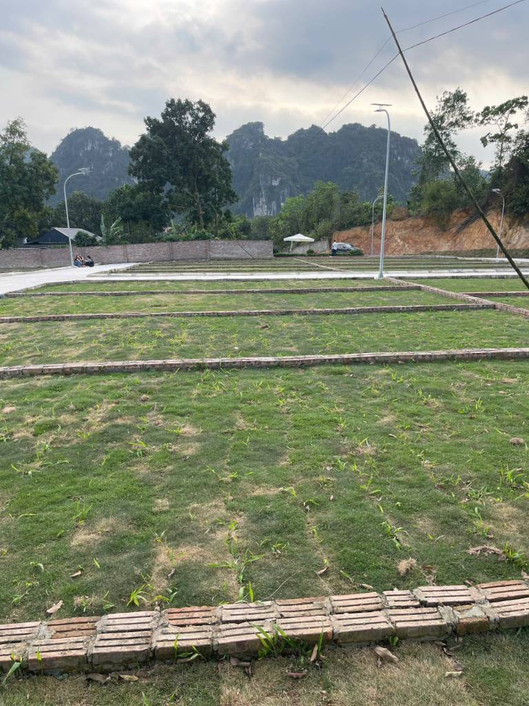 BÁN LÔ ĐẤT CAO DƯƠNG HÒA BÌNH, VỊ TRÍ VÀNG, CHỈ HƠN 300 TRIỆU, SỔ ĐỎ RIÊNG, SÁT HÀ NỘI