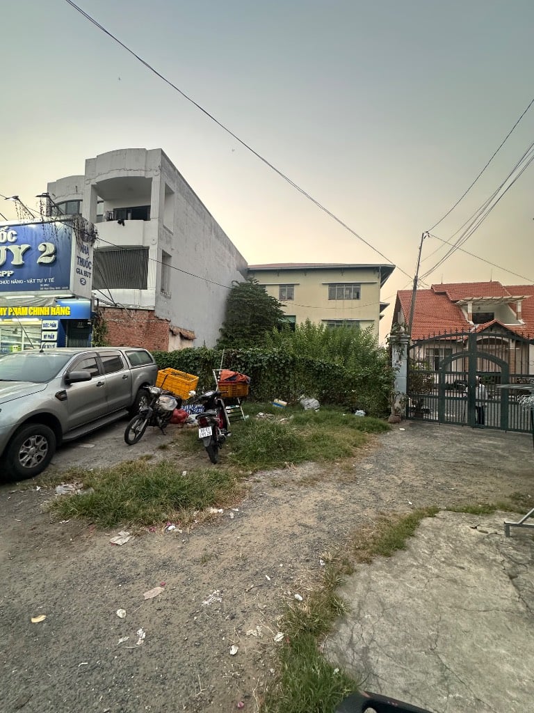 Đất Mặt Tiền Đường Số 12 Khu Bên Sông Hiệp Bình Chánh DT: 10 x 17 Chỉ 17Tỷ rẻ so với khu vực