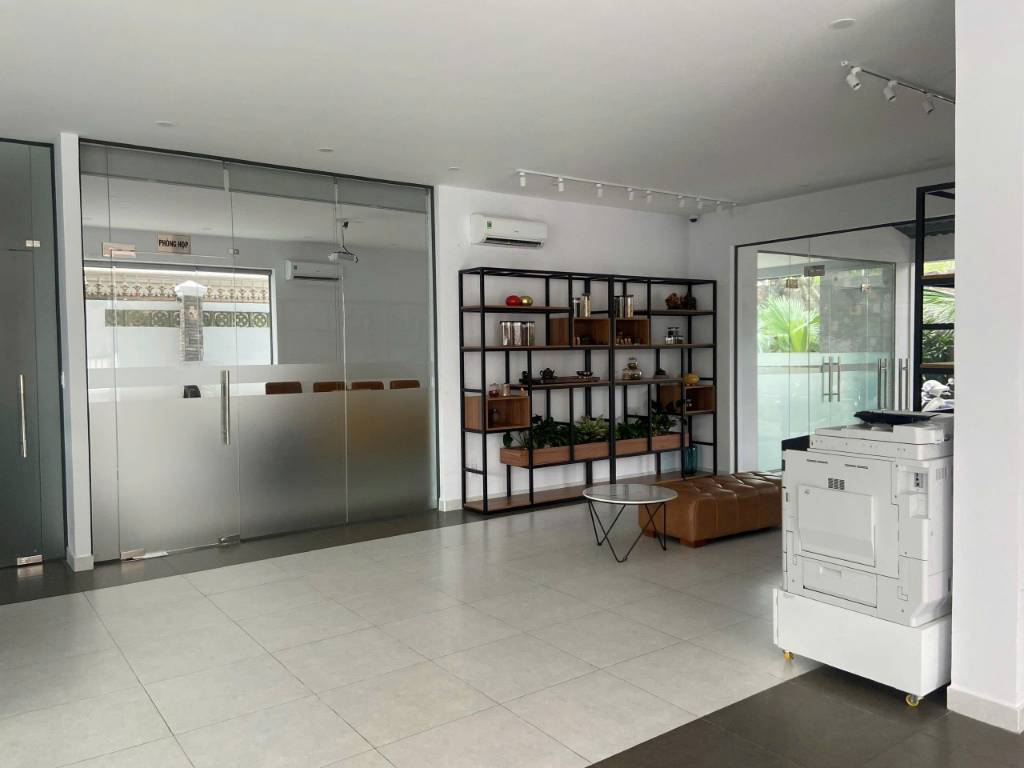 Bán Biệt Thự Siêu Đẹp Compound Nguyễn Văn Hưởng - Thảo Điền -DT:18 x 27m 448m2 3 Tầng 109 tỷ TL