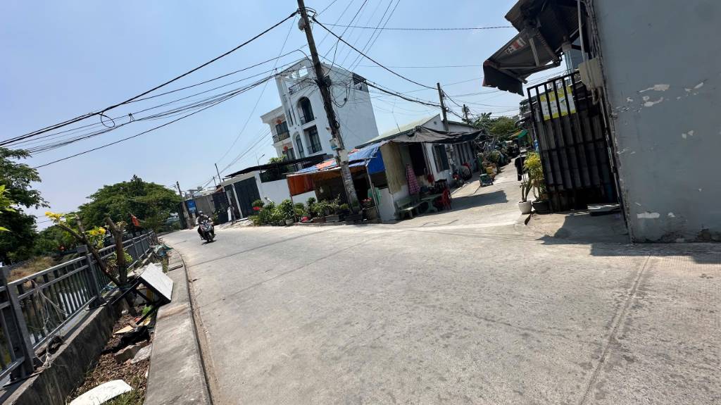 thuviennhadat.vn