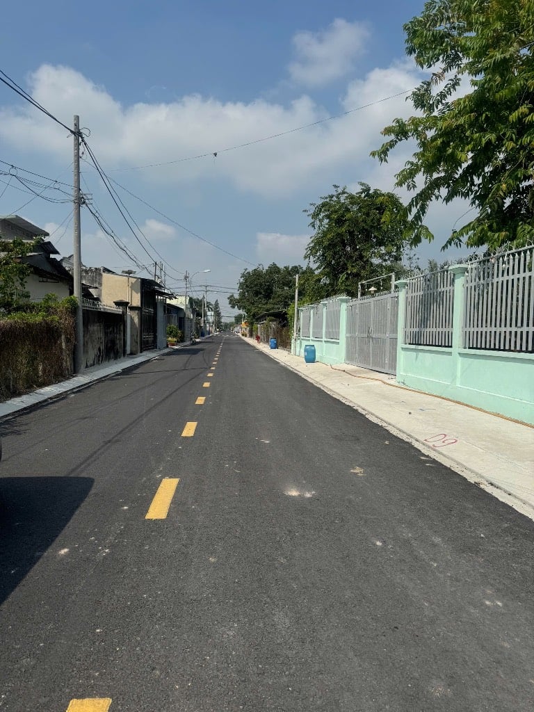 BÁN GẤP ĐẤT MẶT TIỀN NGUYỄN VIẾT XUÂN, CỦ CHI, DT 318M2  GIÁ BAO KHU VỰC