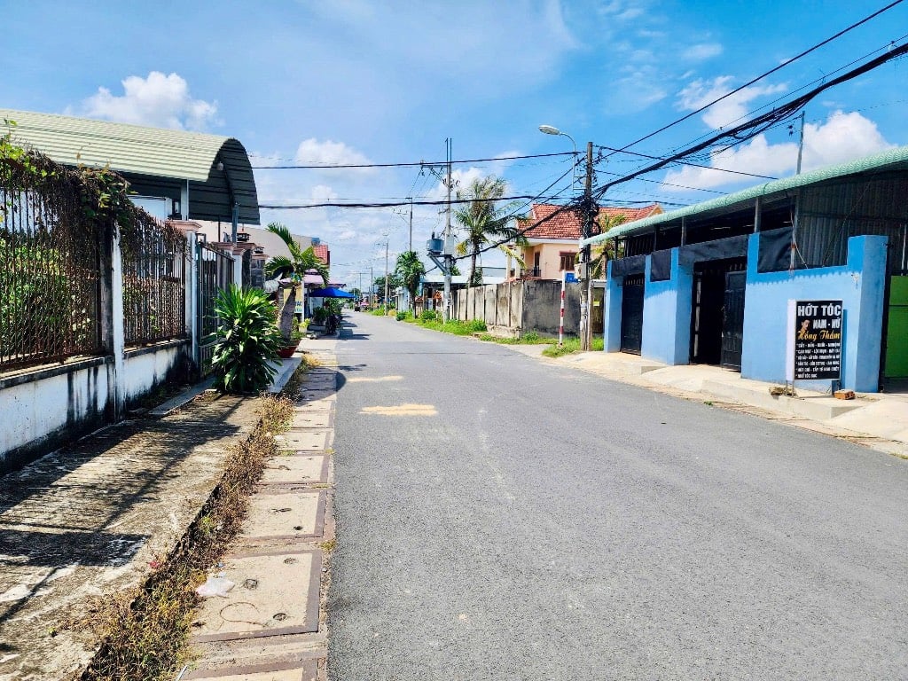 CHÍNH CHỦ BÁN LÔ ĐẤT MẶT TIỀN 79 TÂN PHÚ TRUNG, CỦ CHI, GIÁ NGỘP