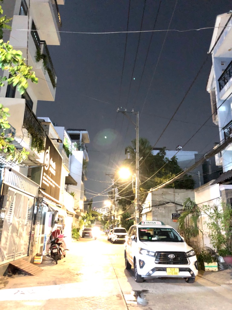 Nhà Đẹp 4Tầng-Ngay Gò Ô Môi;Full Nội Thất Cao Cấp,Ngang 5M,Đường 7M;Khu An Ninh,10.X Tỷ TL