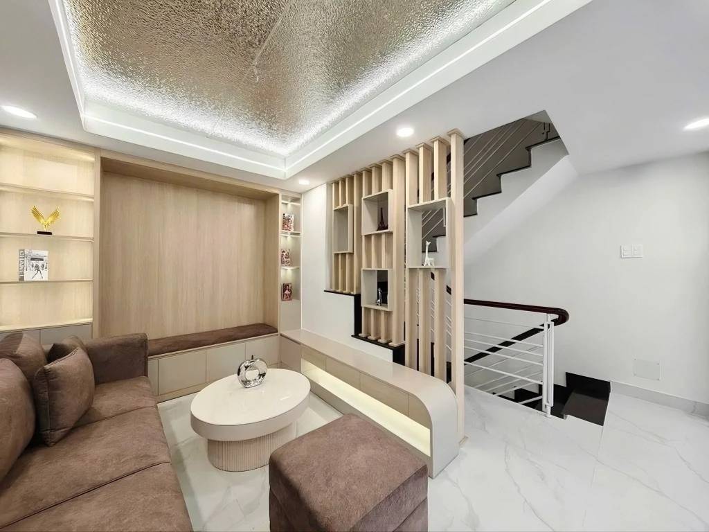 BÁN NHÀ 5 TẦNG NGUYỄN ĐÌNH CHIỂU, QUẬN 3, LONG LANH, NGAY KHU VIP BÀN CỜ, HXH, HƠN 8 TỶ