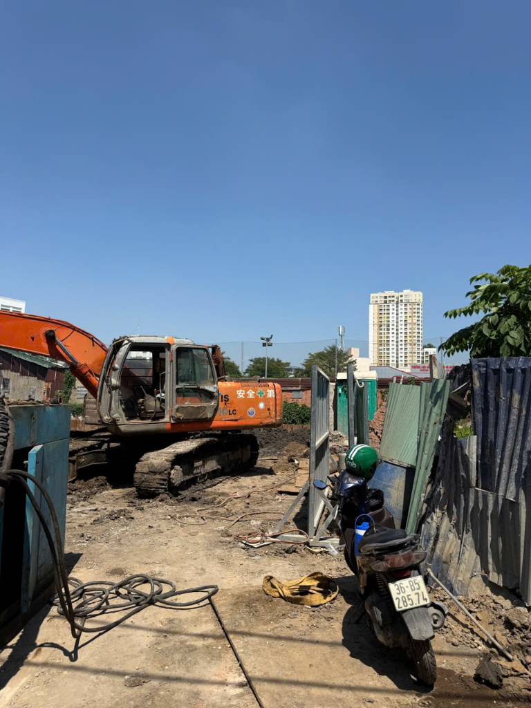 Bán đất Nguyễn Văn Hưởng, Quận 2, diện tích lớn, tiện đầu tư kinh doanh hoặc ở, chỉ 180tr/m2