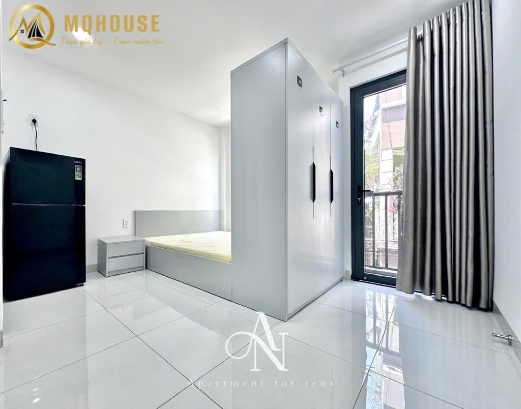 Cho thuê căn hộ Phan Xích Long Phú Nhuận, ban công cửa sổ, 32m², giá 5.9 triệu