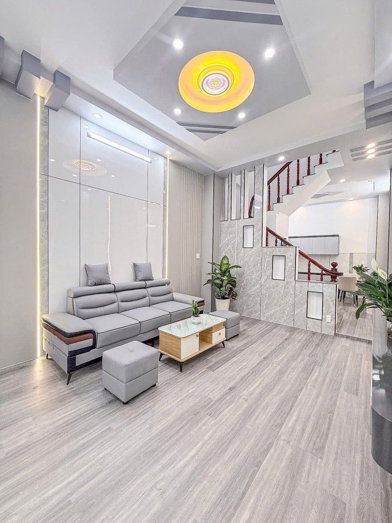 Chính chủ bán nhanh nhà ở Tân Kiên, Bình Tân, 71m2 1 trệt 1 lầu, sổ hồng riêng, giá 912 triệu