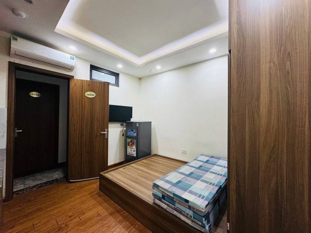 Bán tòa CHDV Võ Chí Công, Cầu Giấy, lô góc 176m2, 9 tầng 76 phòng gara ô tô, dòng tiền 5 tỷ/năm