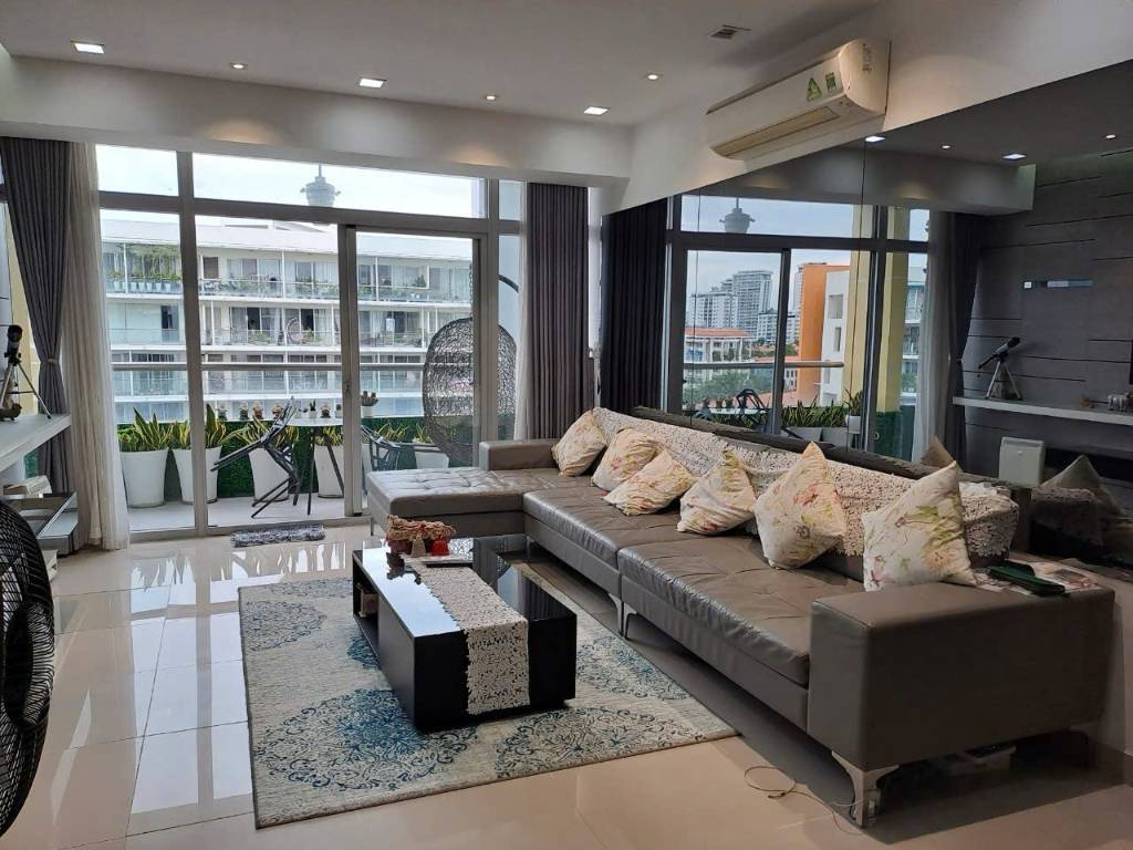 Cần cho thuê nhà đẹp khu Kênh Đào giá rẻ. Nhà mới.