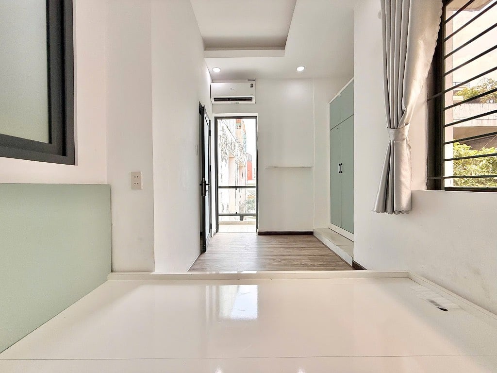 Cho thuê phòng Phan Văn Trị, Bình Thạnh, phòng mới trống sẵn, giá chỉ 5tr/tháng