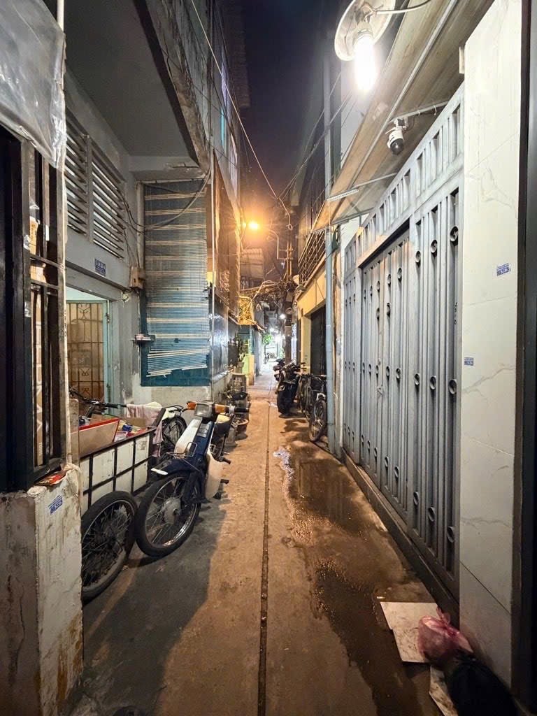 BÁN NHÀ VÕ VĂN KIỆT QUẬN 1, HXH THÔNG, DT 60M2 SÀN, CHỈ 5,2 TỶ CÒN TL MẠNH